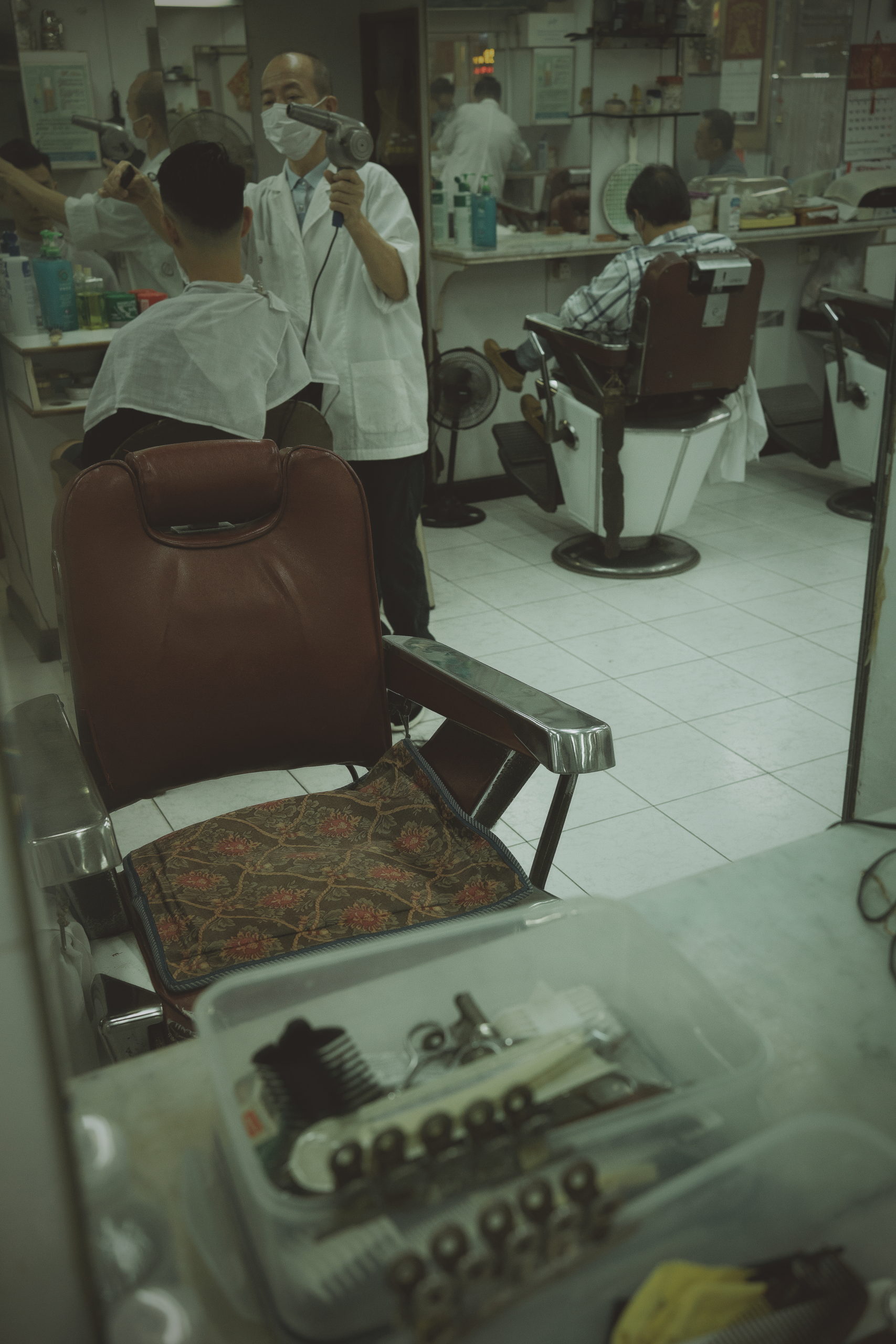 消失中的舊式理髮店（呂曼丹） – 新傳網